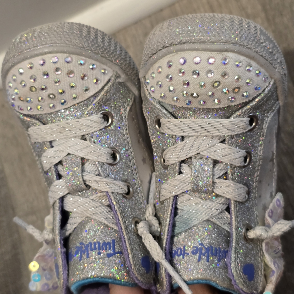 Skechers Silver Sneakers with Sparkly Toe Cap